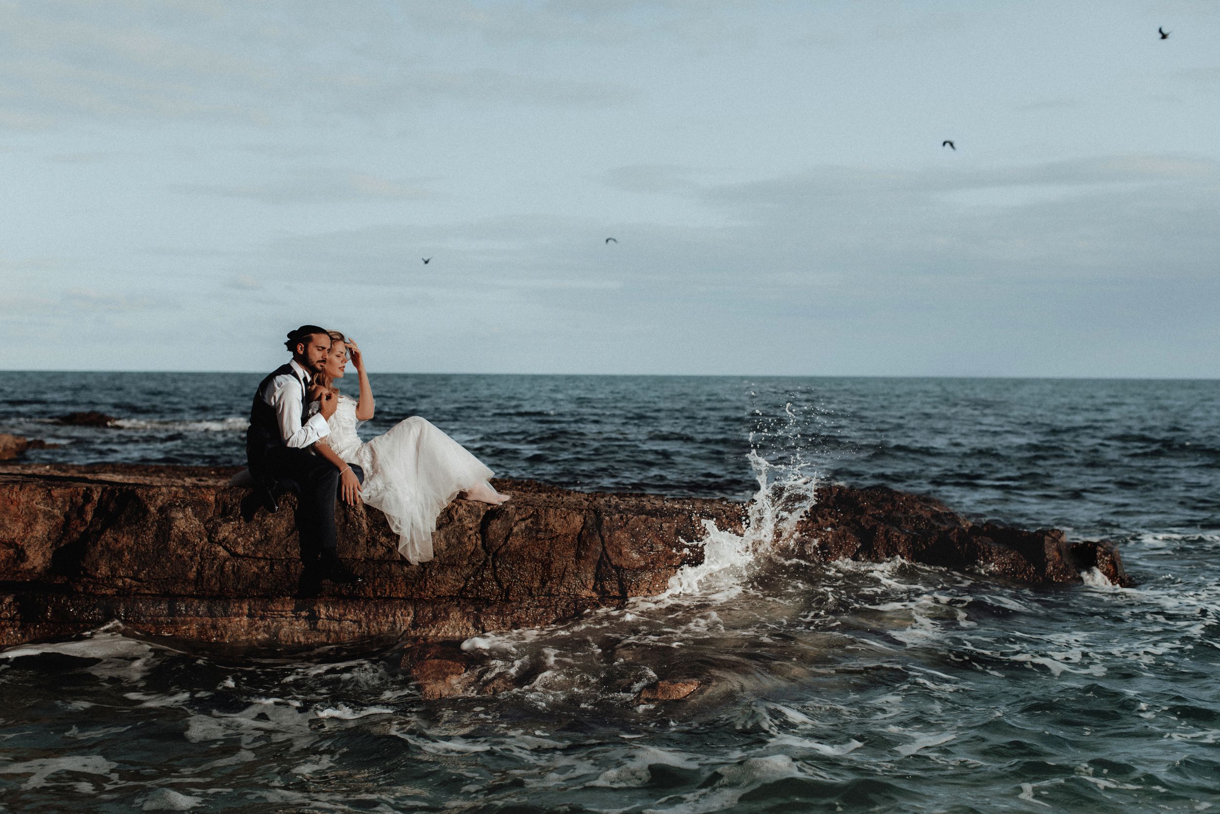 Puglia - couple - prematrimoniale - sessione di coppia - natura - mare - spiaggia- wedding photographer - matrimonio