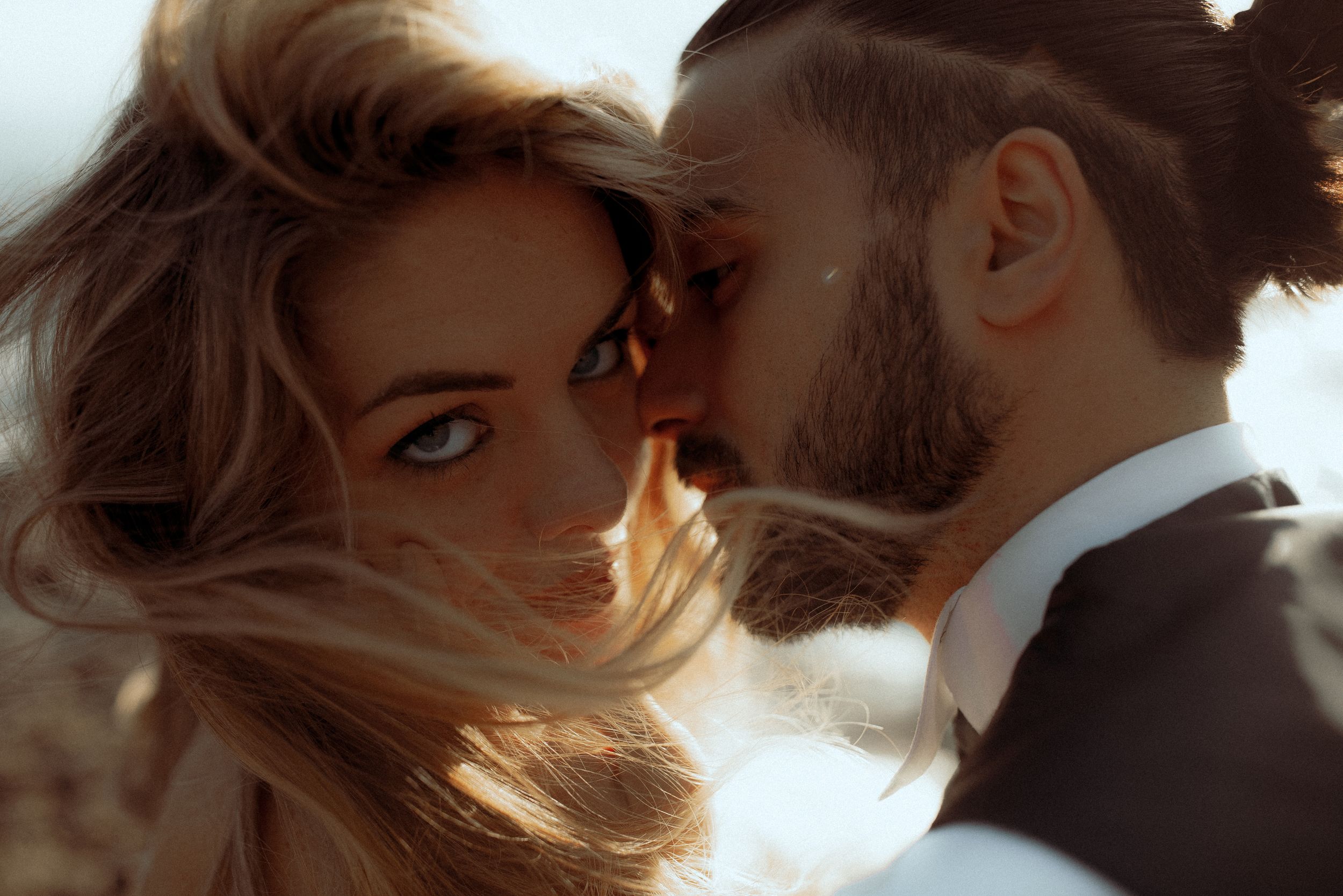 Puglia - couple - prematrimoniale - sessione di coppia - natura - mare - spiaggia- wedding photographer - matrimonio