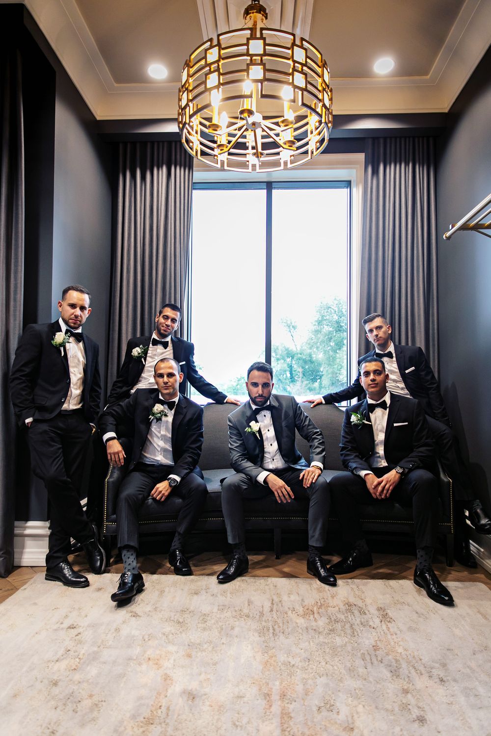 Cute and quirky little wedding in Schomberg and Arlington Estate by photographer Shawn Van Daele