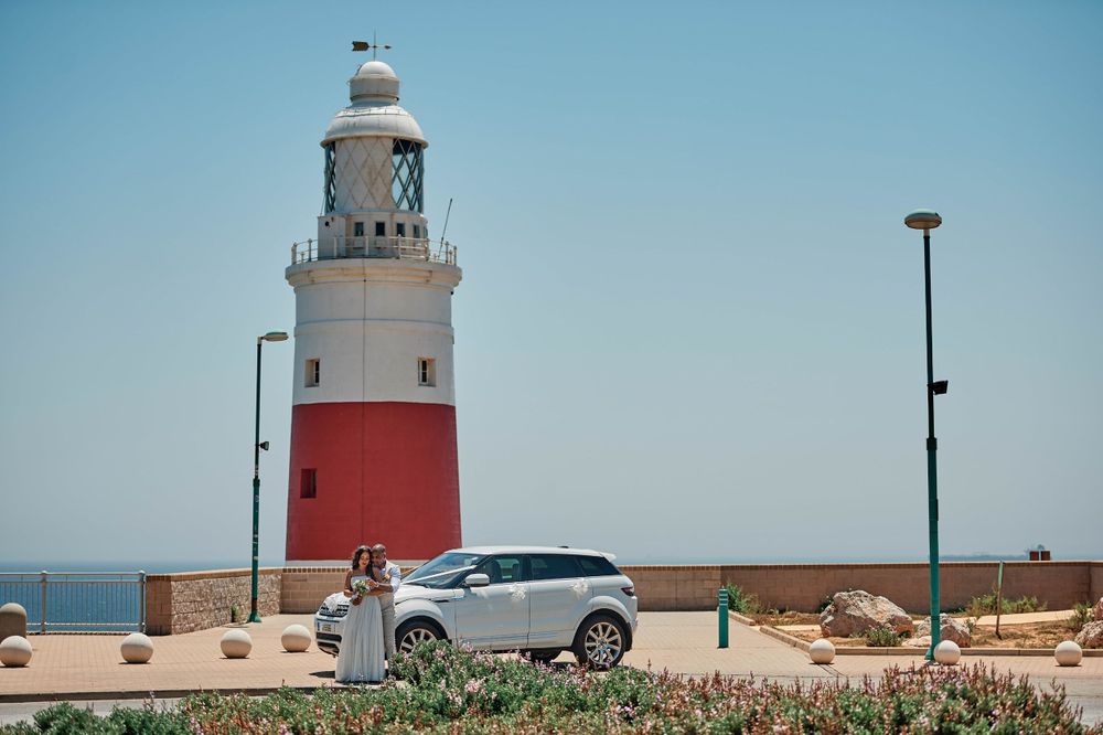groom and bride at Europa Point