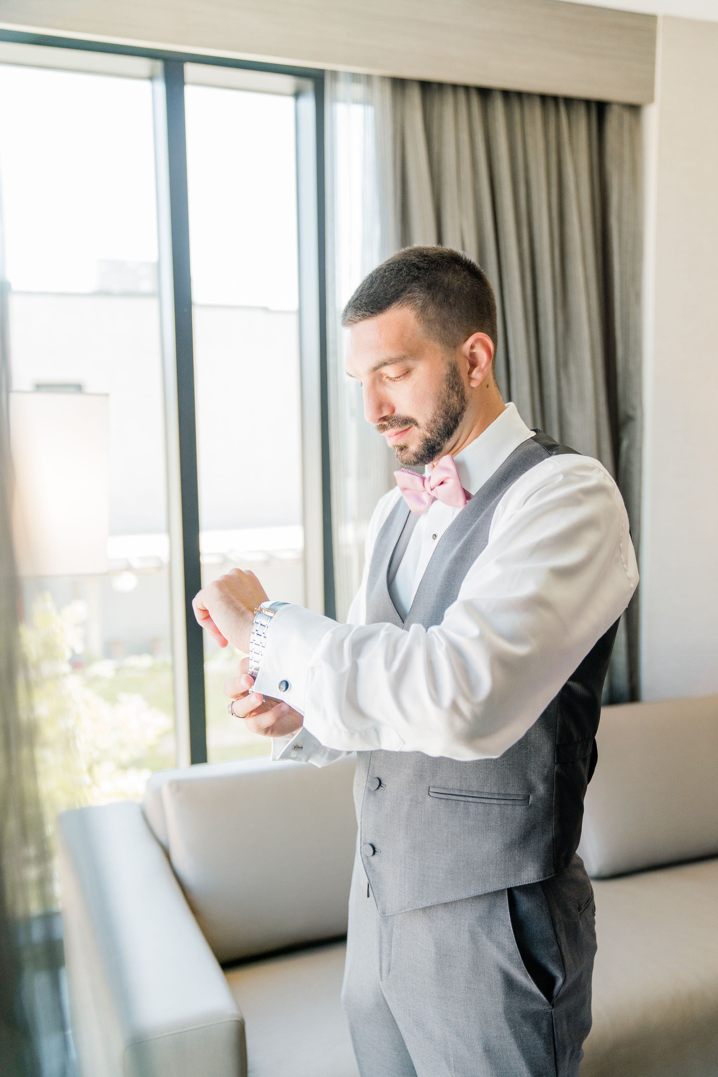 Des Moines light and airy wedding photography at AC HOtel downtown, DSM