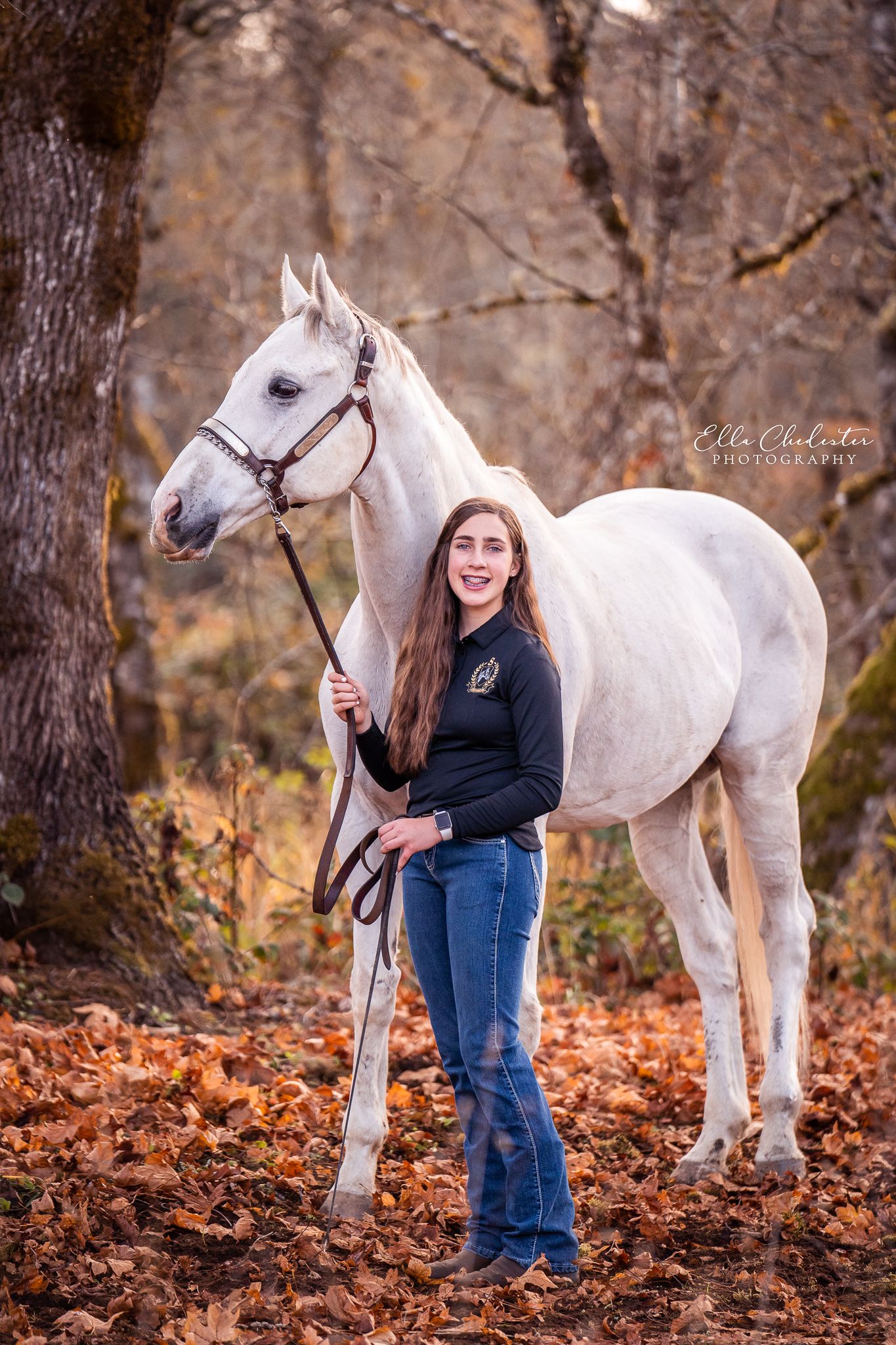 high school senior photos with horse in portland oregon ohset team