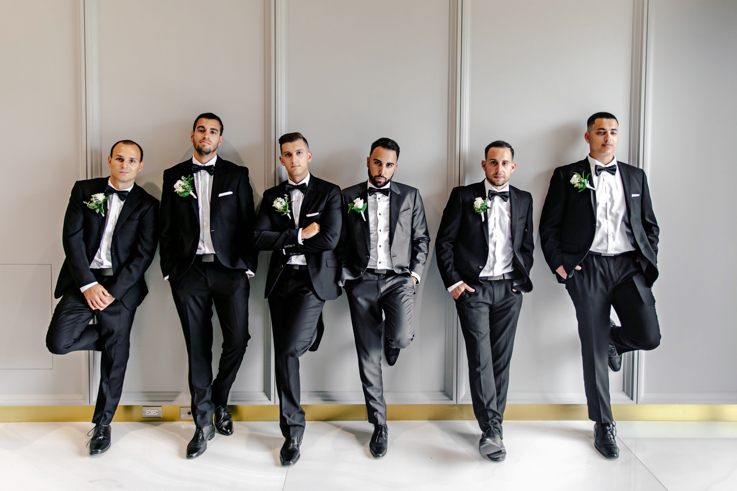 Cute and quirky little wedding in Schomberg and Arlington Estate by photographer Shawn Van Daele