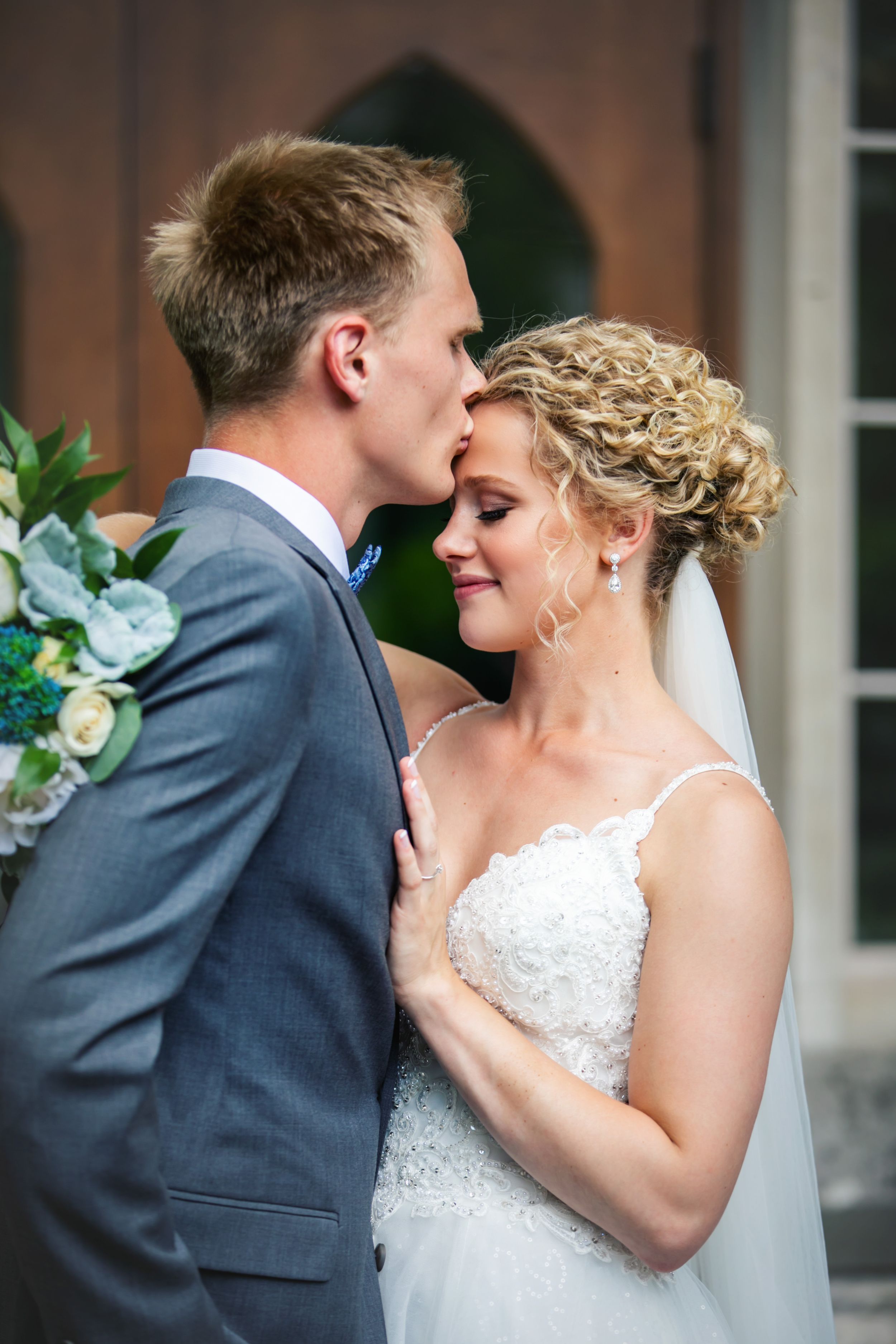 Brescia University College London Ontario Wedding Photos