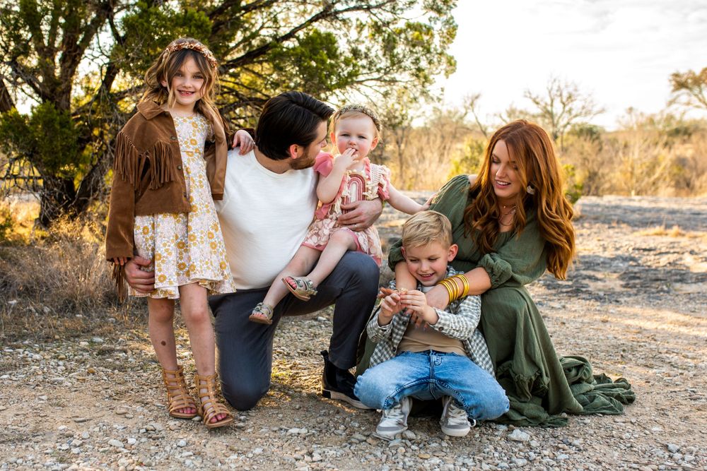 Austin Maternity Photographer - Erin Hyatt Photography