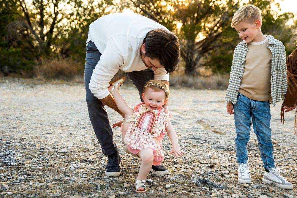 Austin Maternity Photographer - Erin Hyatt Photography