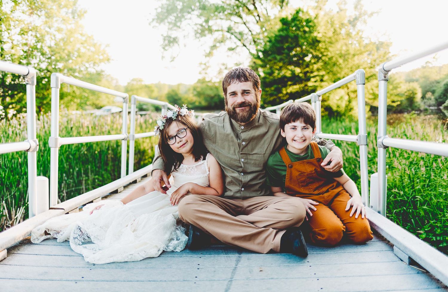 styled photoshoot of dad and daughter and son delafield fish hatchery