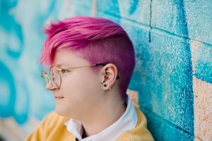 high school senior photo shoot graffiti wall Kaysville Utah Michelle Deppe Photography