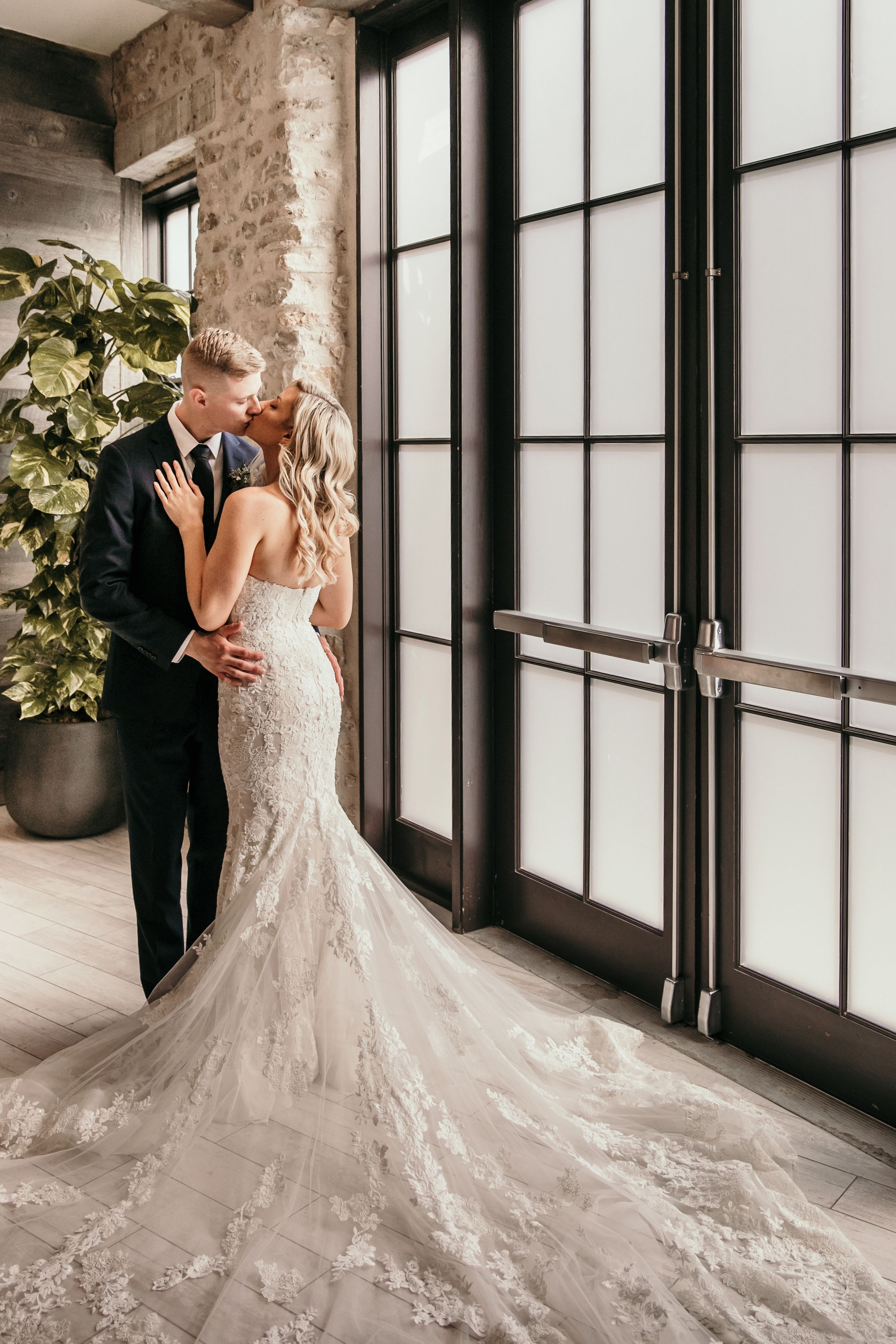 Elora Mill & Spa Irvine Room Wedding Photos by Shawn Van Daele