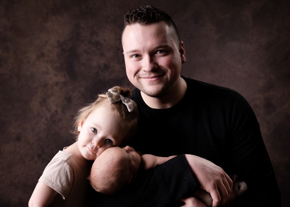 Dad and Newborn