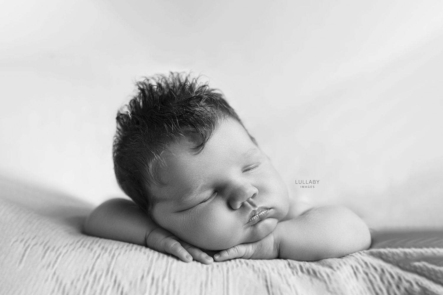 Hong Kong Newborn Photographer Lullaby Images