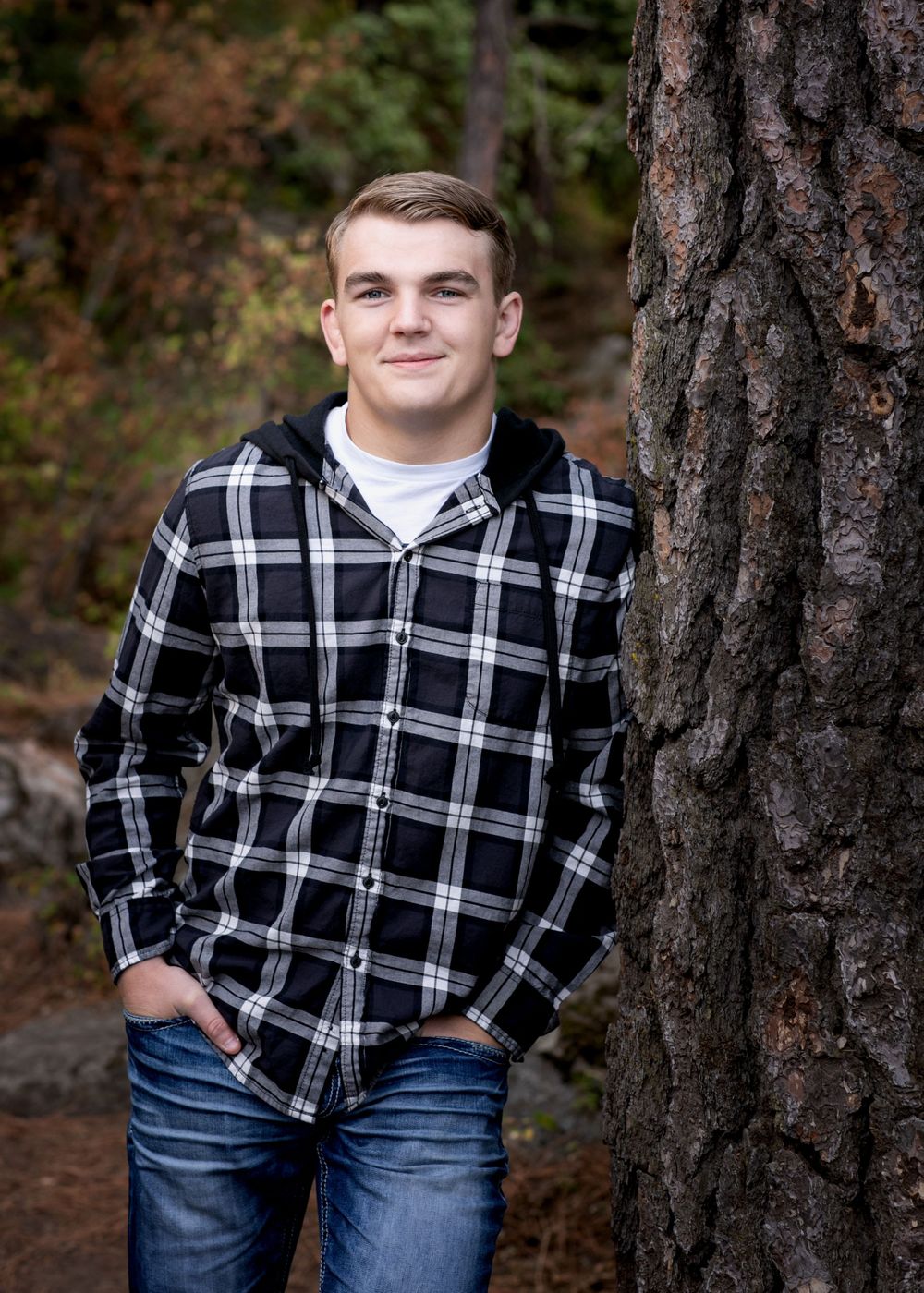 senior boy woods photography