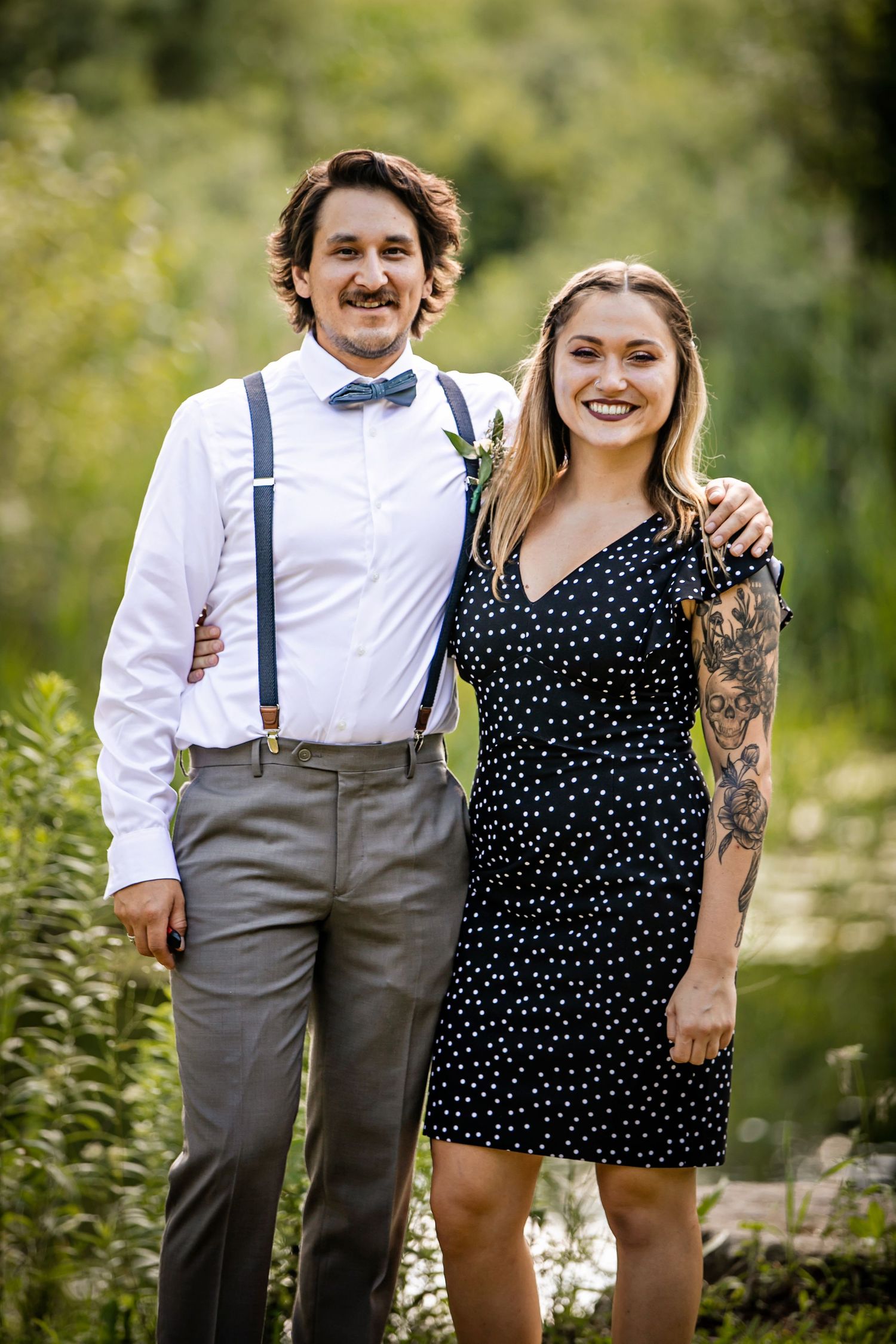 Charming rustic backyard wedding in Mount Brydges Ontario by London photographer Shawn Van Daele