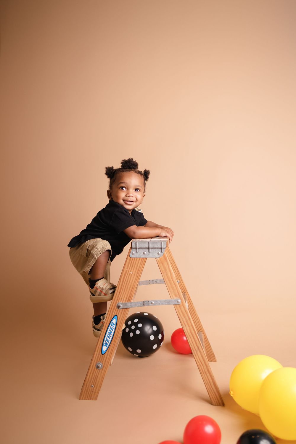 Hershey Newborn photographer, Hershey cake smash photographer, Lebanon newborn photographer, Lebanon milestone photographer, cake smash