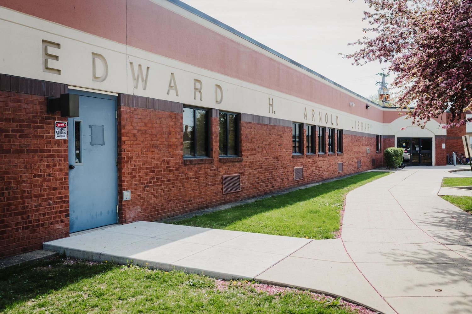 Exterior view of Edward H. Arnold Library located downtown in the community of Lebanon, Pennsylvania.