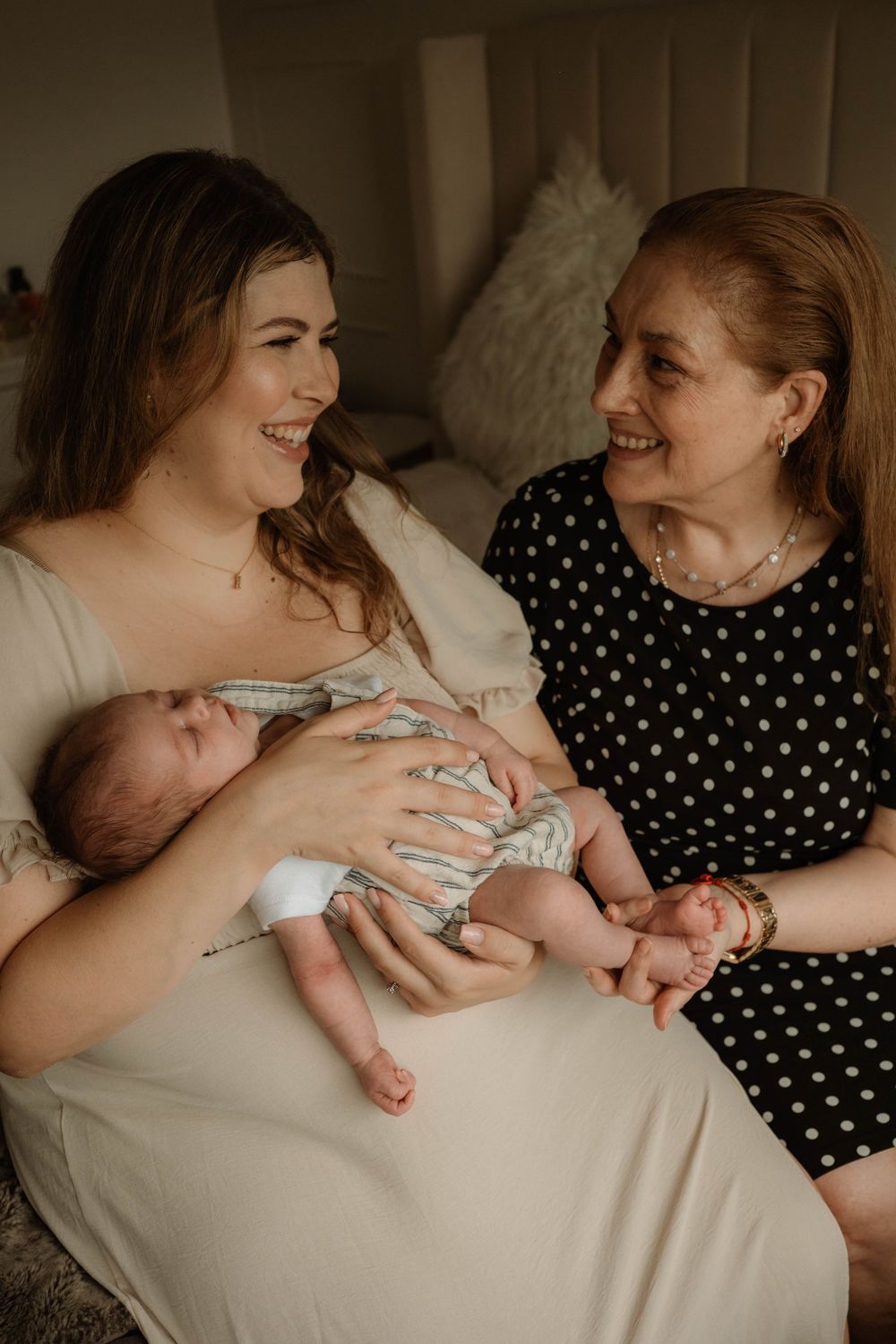 Maternity session, Manchester, Manchester motherhood, Manchester Wedding photographer, romantic storytelling, in home newborn Manchester