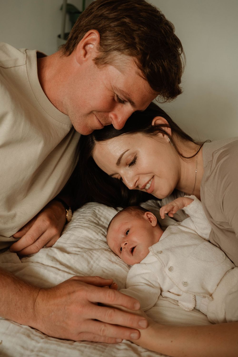 Maternity session, Manchester, Manchester motherhood, Manchester Wedding photographer, romantic storytelling, in home newborn Manchester