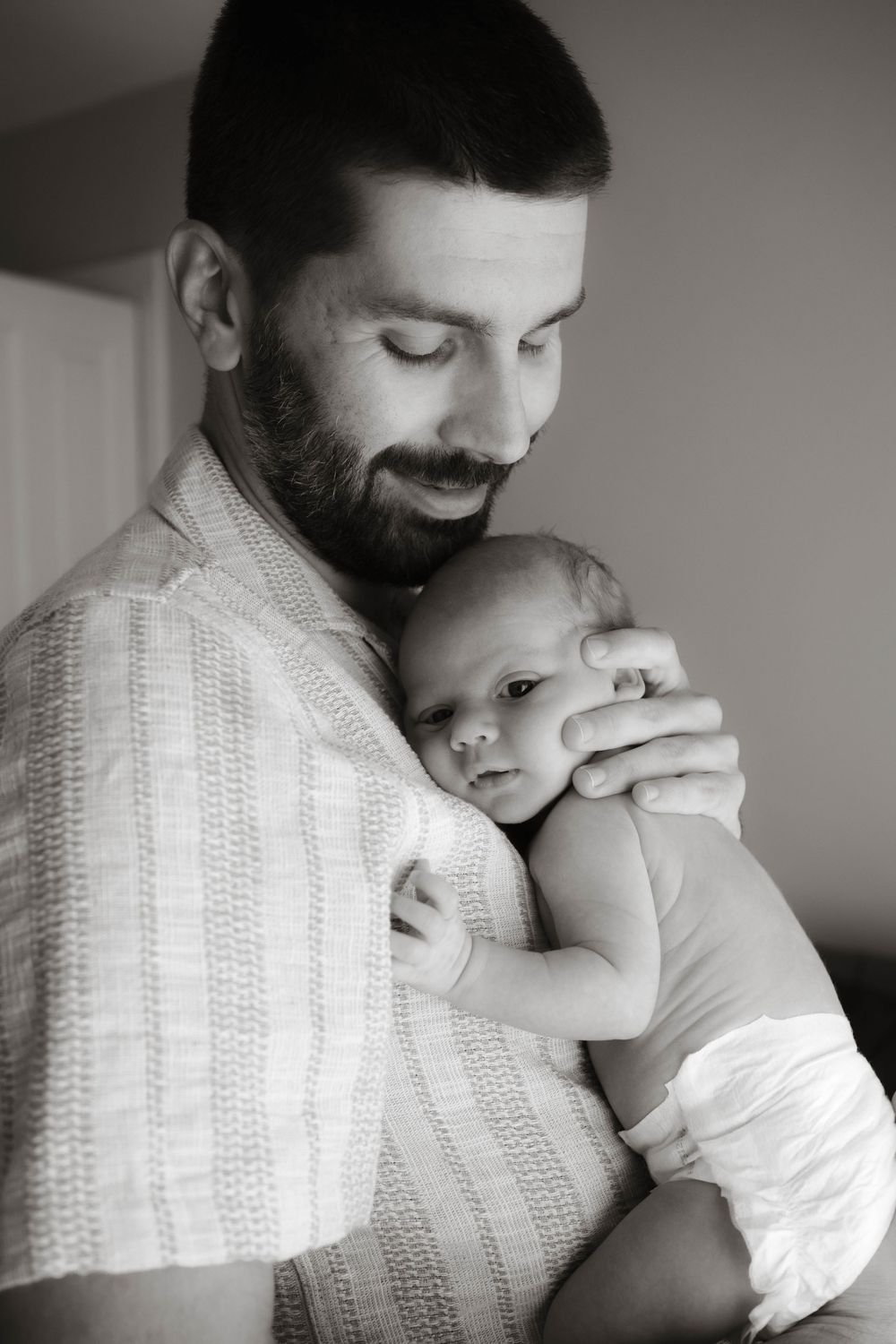 Maternity session, Manchester, Manchester motherhood, Manchester Wedding photographer, romantic storytelling, in home newborn Manchester