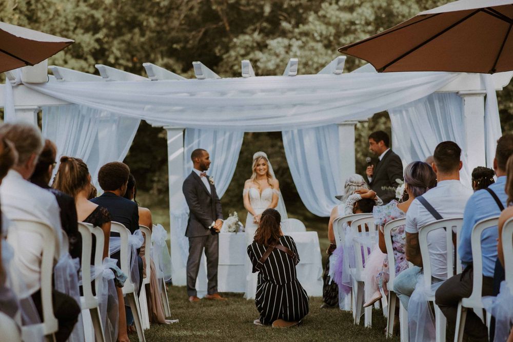 Shooting an outside ceremony behind the scene