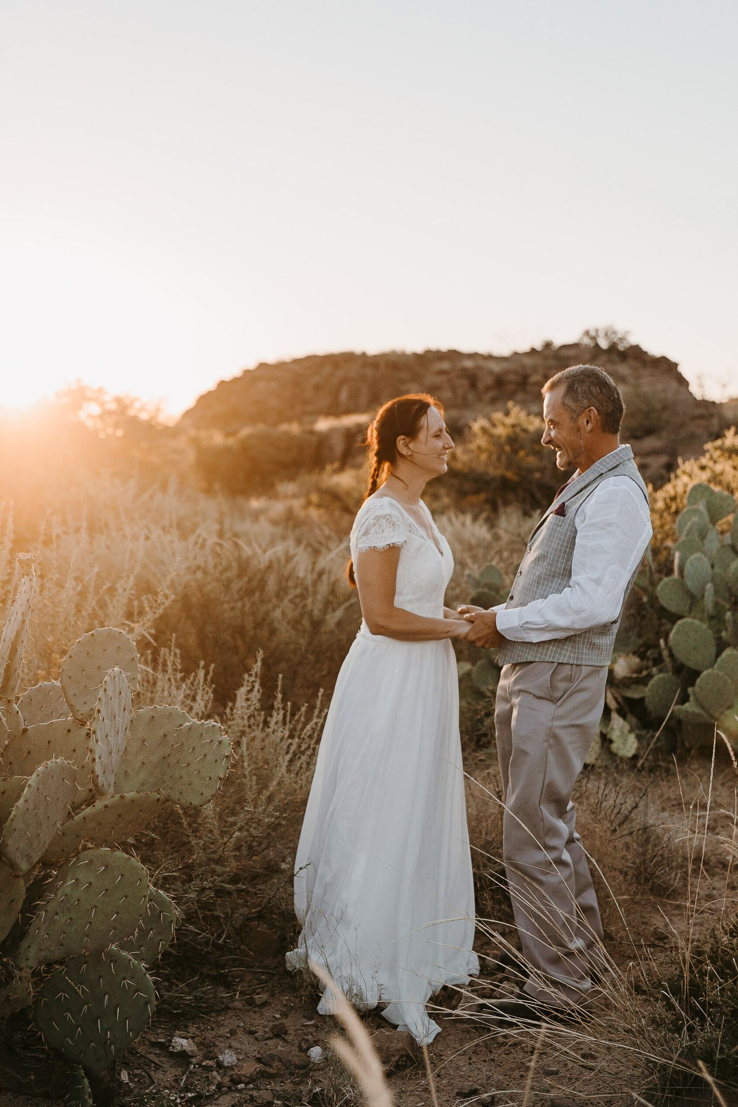 Valentine, Texas Elopement | West Texas Elopement Photographer - The Roaming Coyote