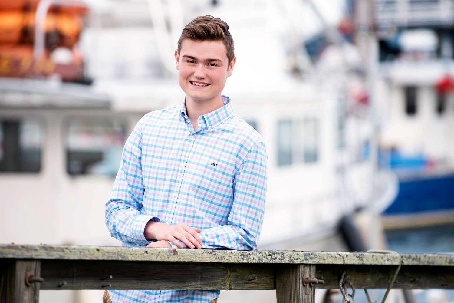 plymouth north high school senior portrait at plymouth town wharf by heidi harting photography