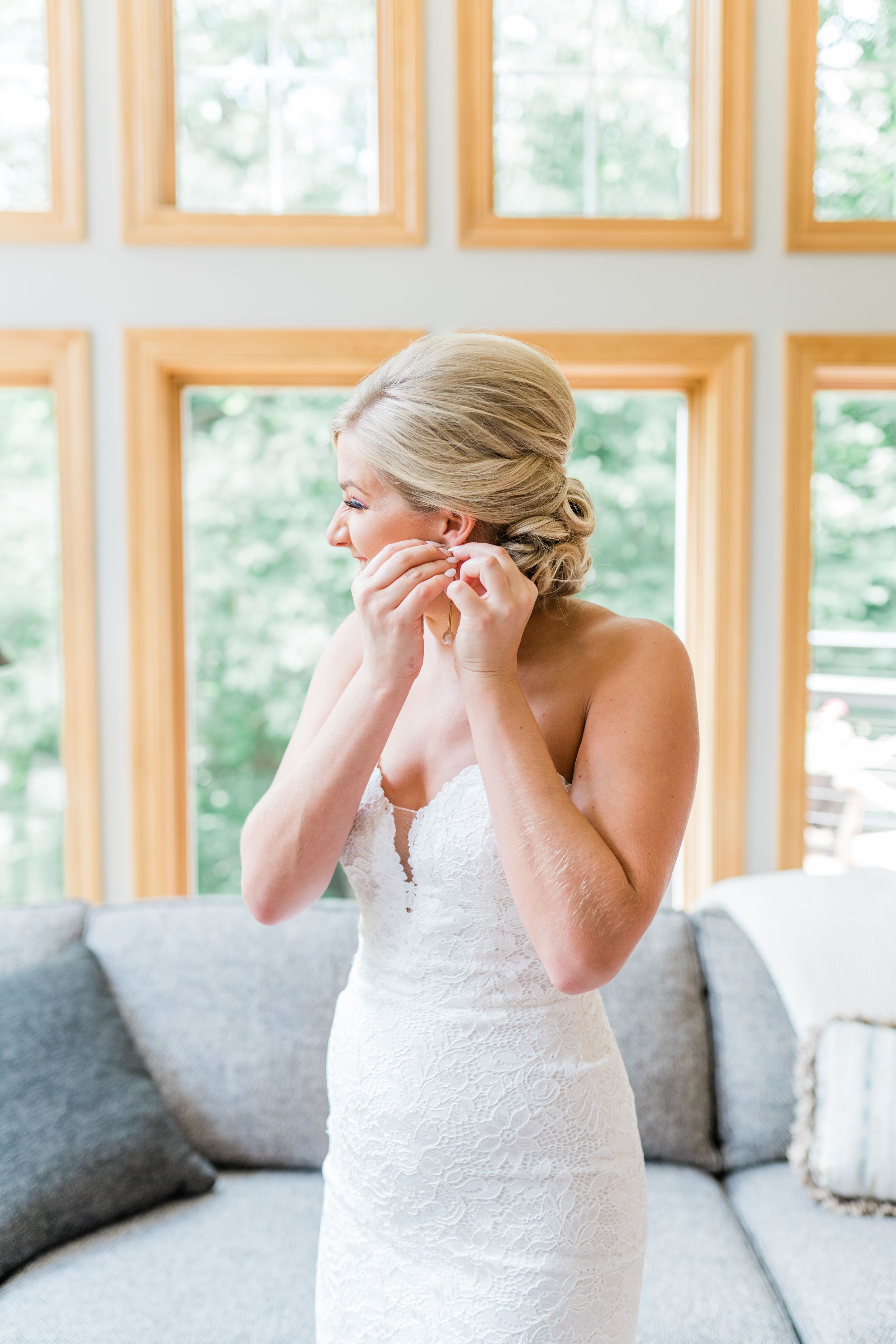 Des Moines light and airy wedding photography