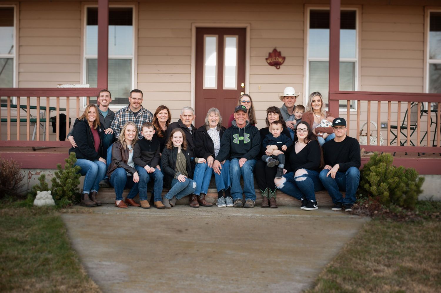 Central Oregon Photographer Central Oregon Family Portraits, Family Portraits Redmond Oregon, Bend Oregon, Family Photos