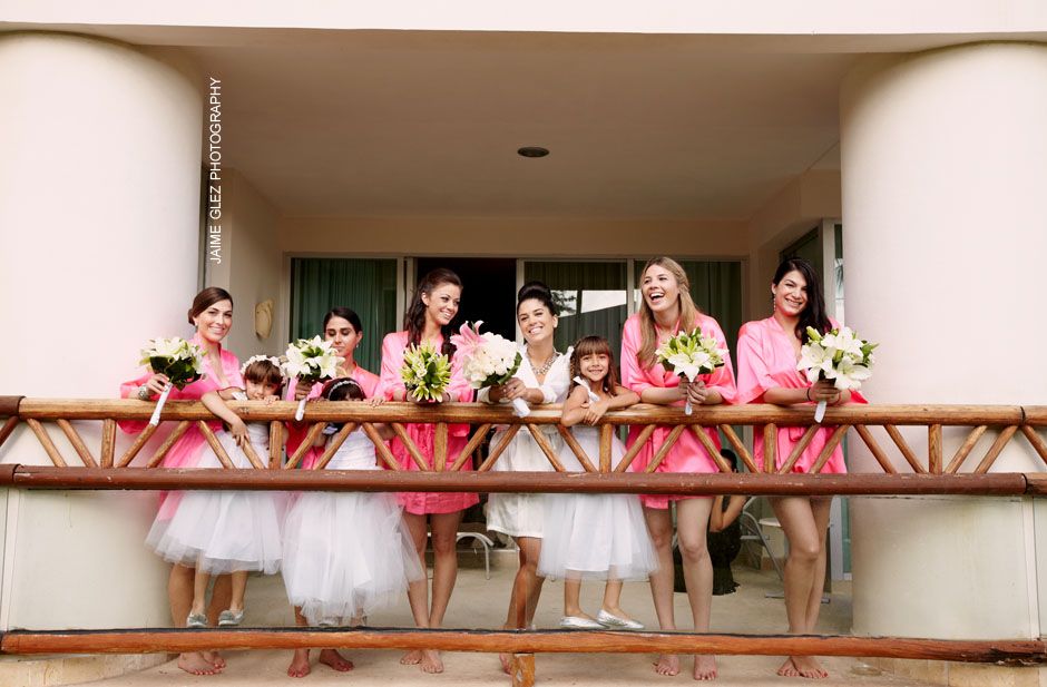 cute bridesmaids at mayan palace riviera maya