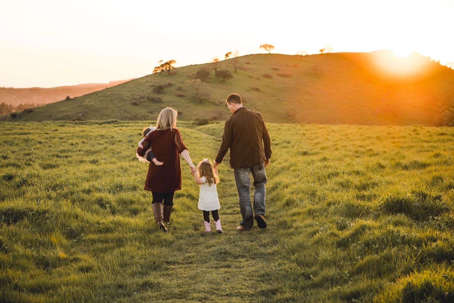 Sonoma County Spring photography session dos and don'ts, how to dress, accessorize, and what to know!