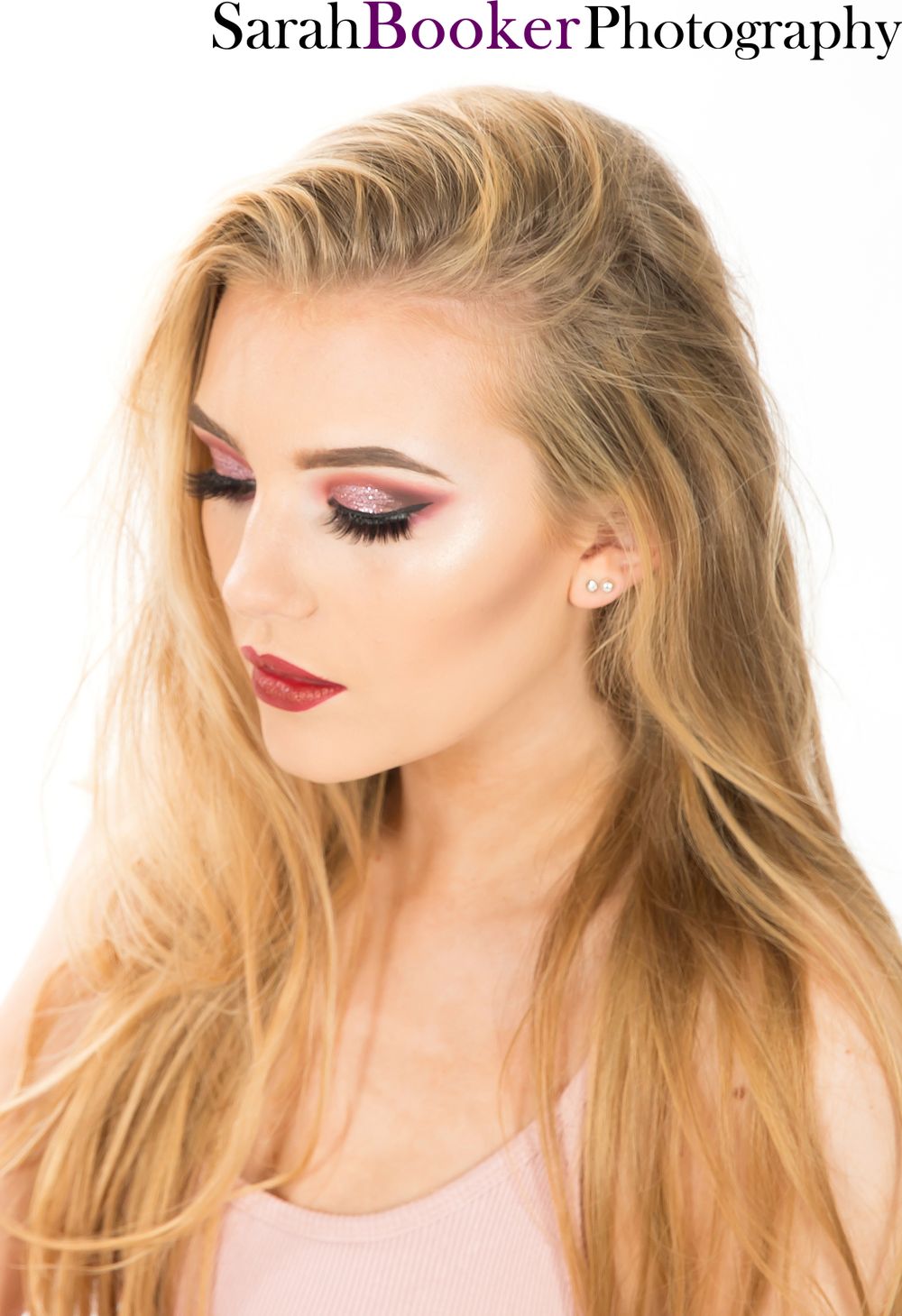 model headshot showing lovely makeup