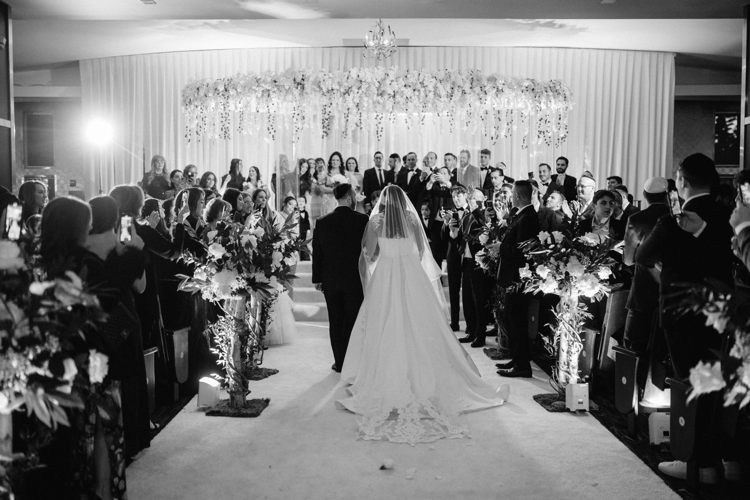 Syrian Jewish Chuppah Ceremony at Kol Yakov, Brookyn, NY jewish wedding photographer by benjamin kohen