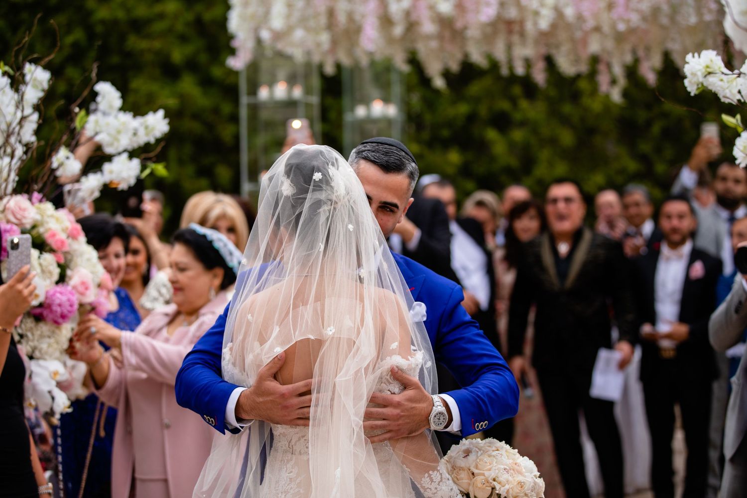 Bukharian wedding, Chuppah Ceremony at The Leonards Palazzo, great neck, jewish wedding photographer by benjamin kohen