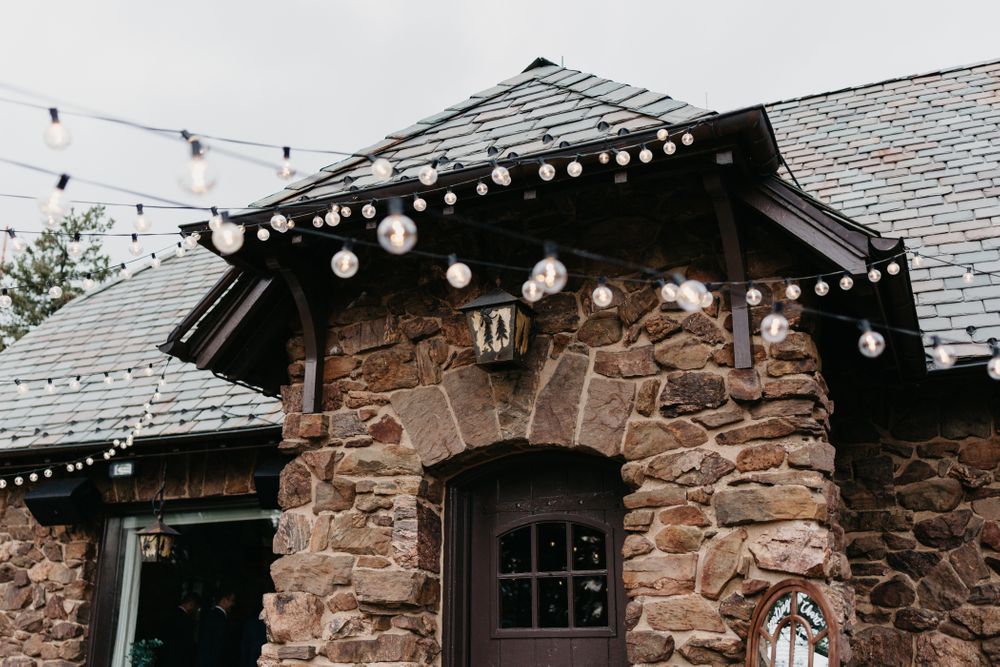 wedding decor, alternative wedding, mansion, golden, colorado, best wedding photographer, Denver, rustic, fun