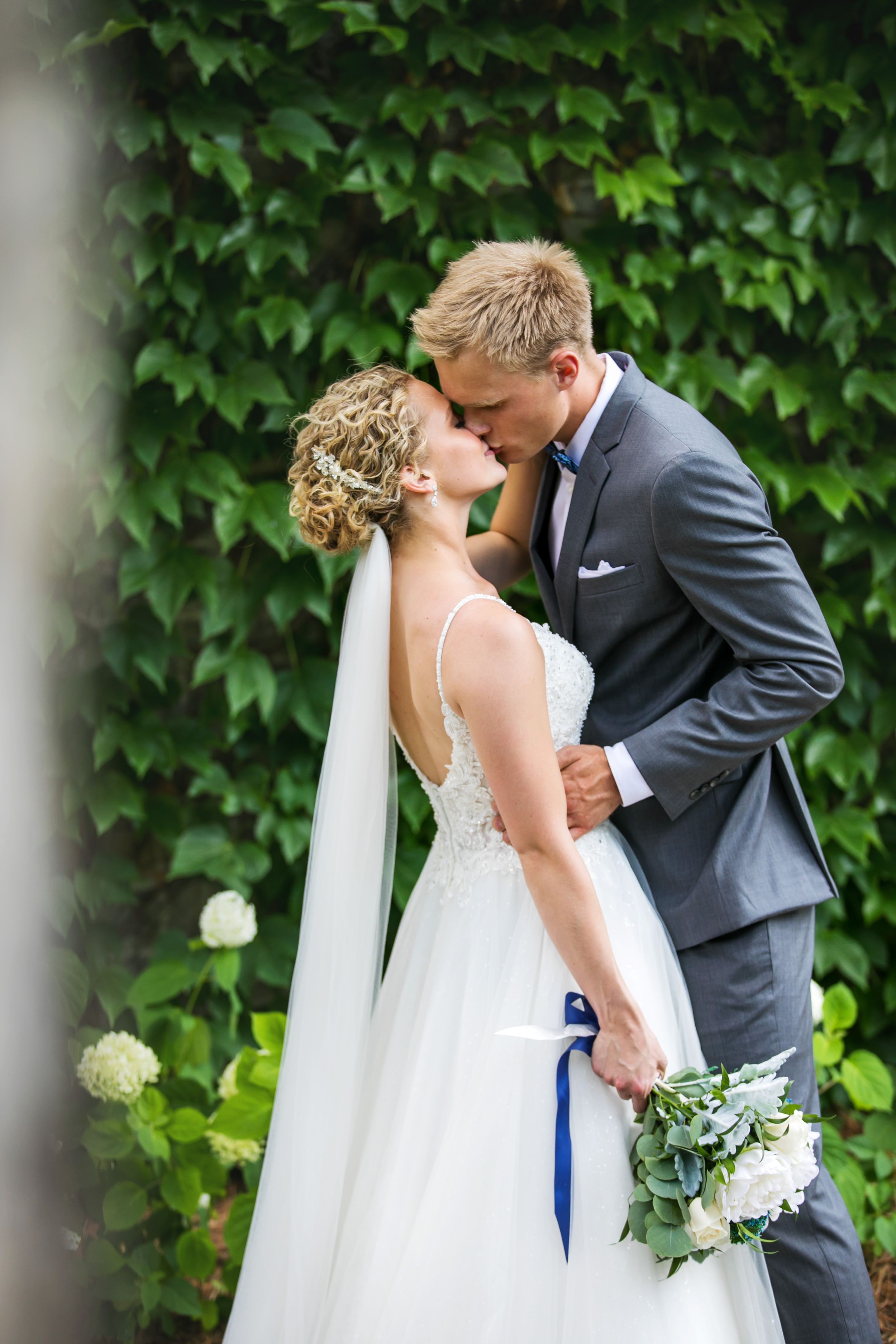 Brescia University College London Ontario Wedding Photos