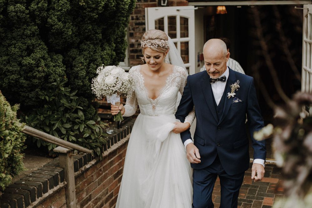 alcumlow barn, wedding venue