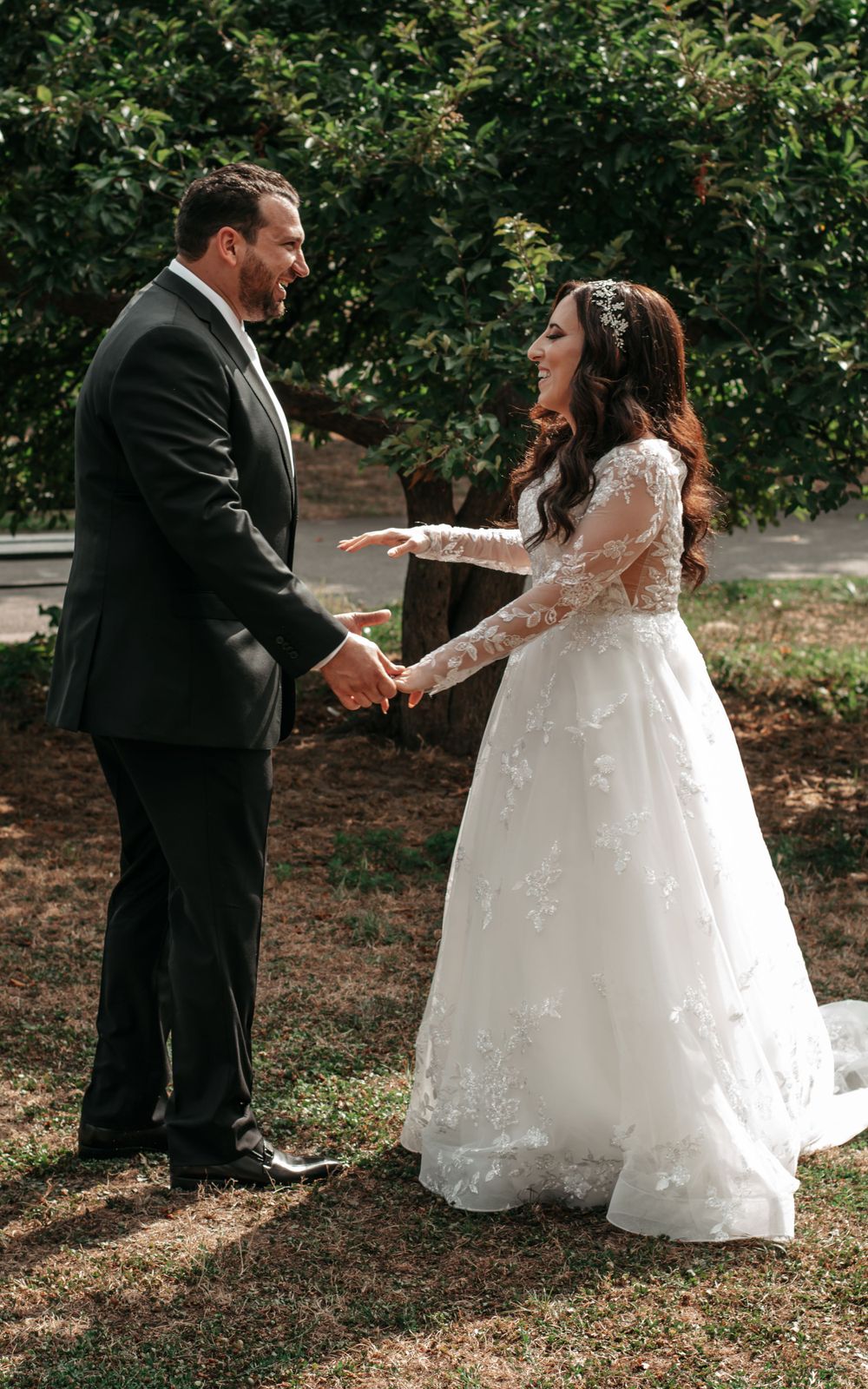 Couple at their first look