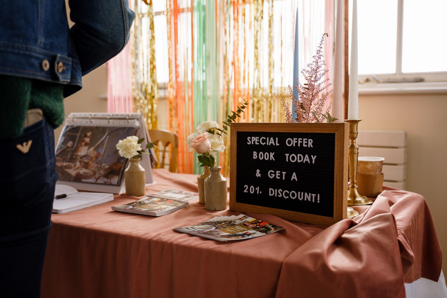 Special offers at wedding fairs can help you save the pennies.