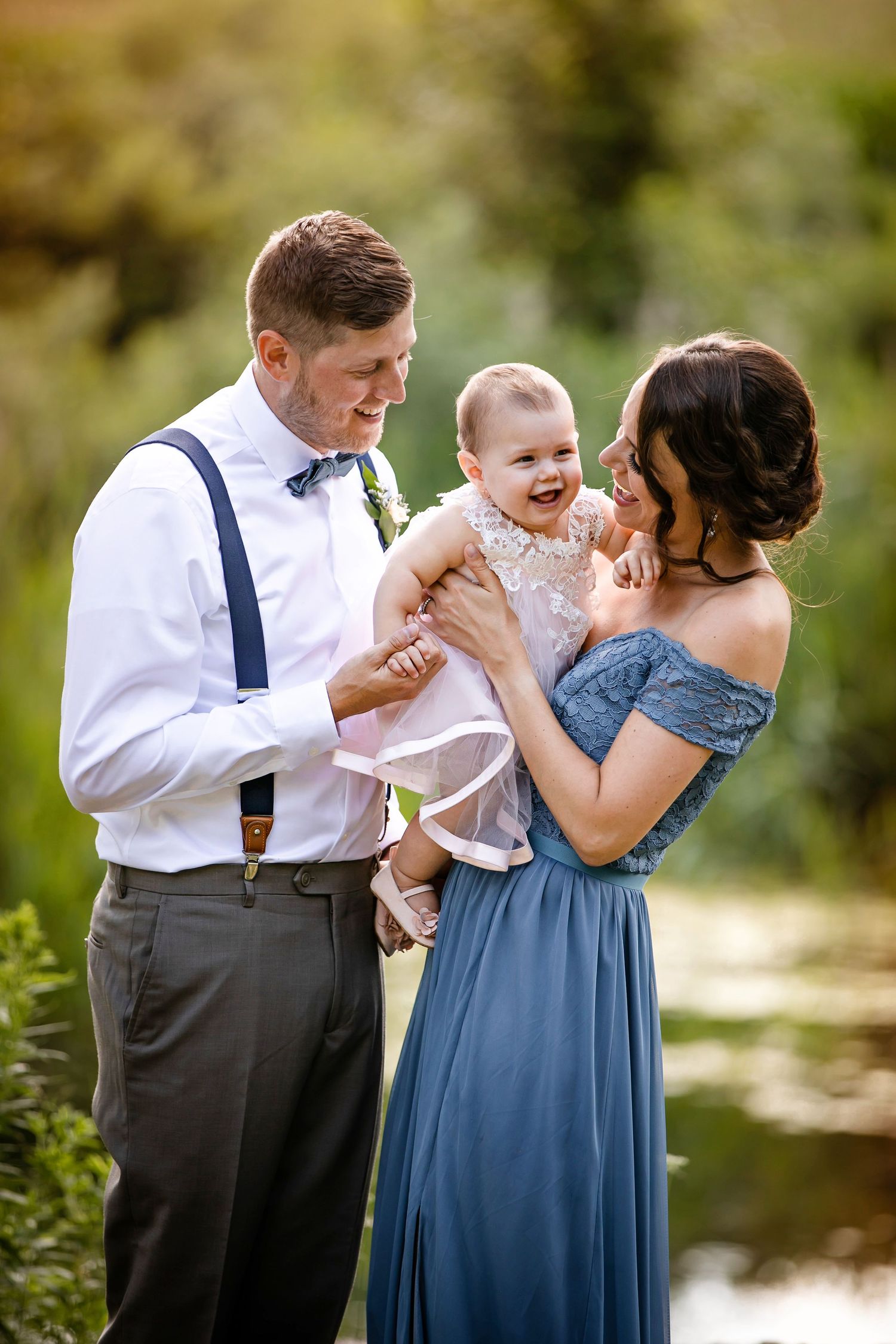 Charming rustic backyard wedding in Mount Brydges Ontario by London photographer Shawn Van Daele