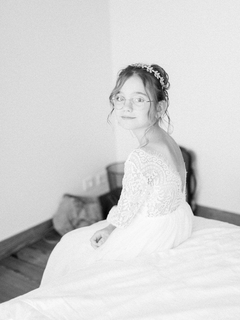Menina das alianças casamento em Caminha