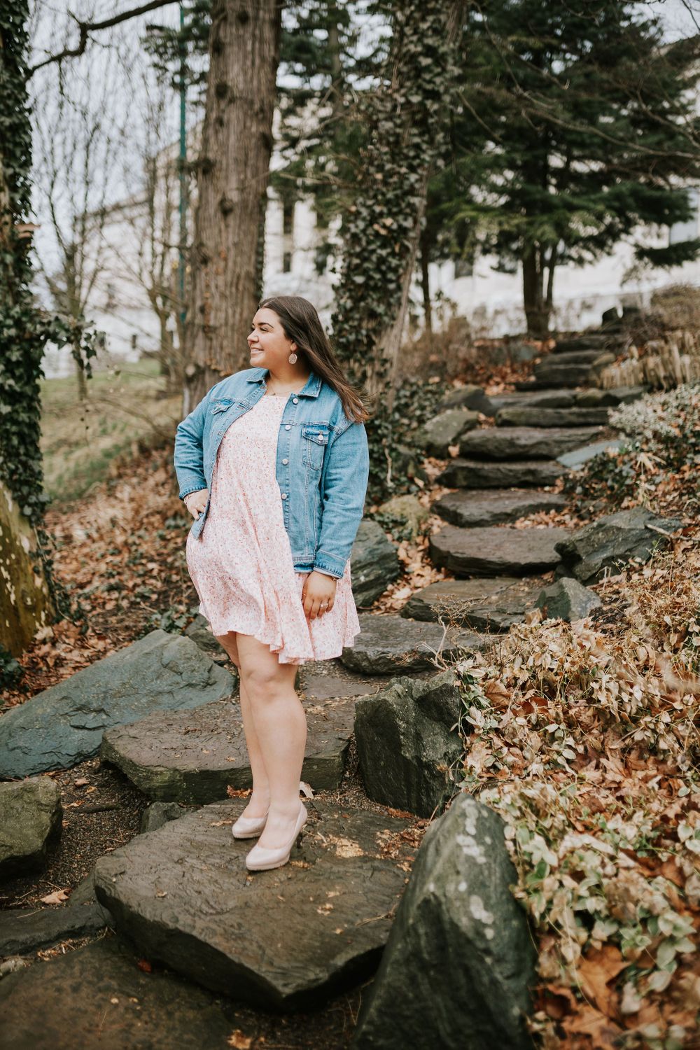 portrait senior bound and branch buffalo photography headshot photographer graduation