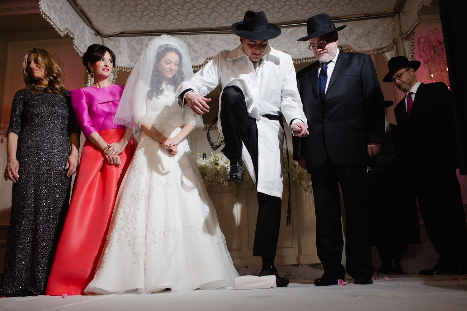 Breaking the glass jewish wedding, Chuppah ceremony at the Rockleigh, NJ jewish wedding photographer by Benjamin Kohen