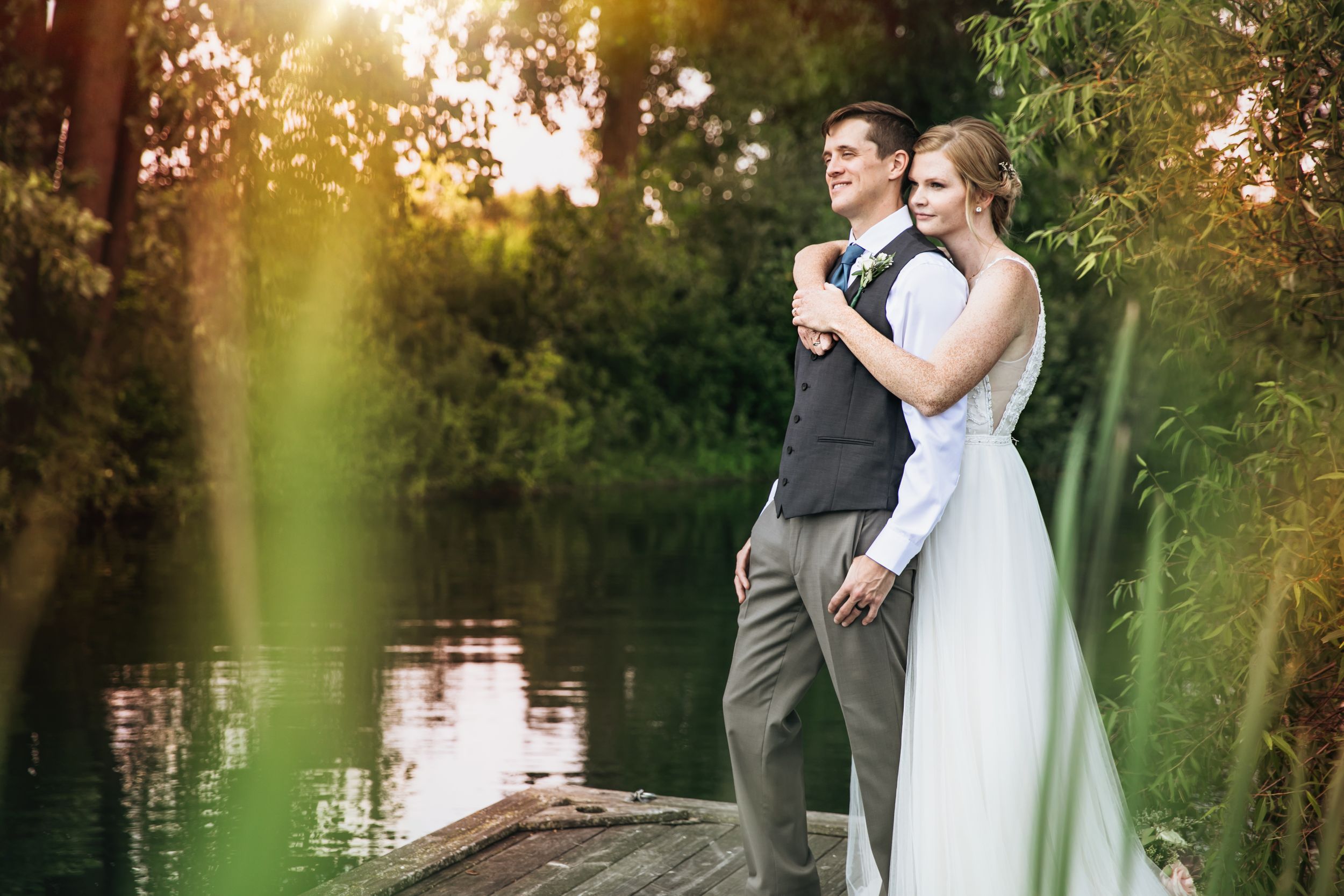 Charming rustic backyard wedding in Mount Brydges Ontario by London photographer Shawn Van Daele