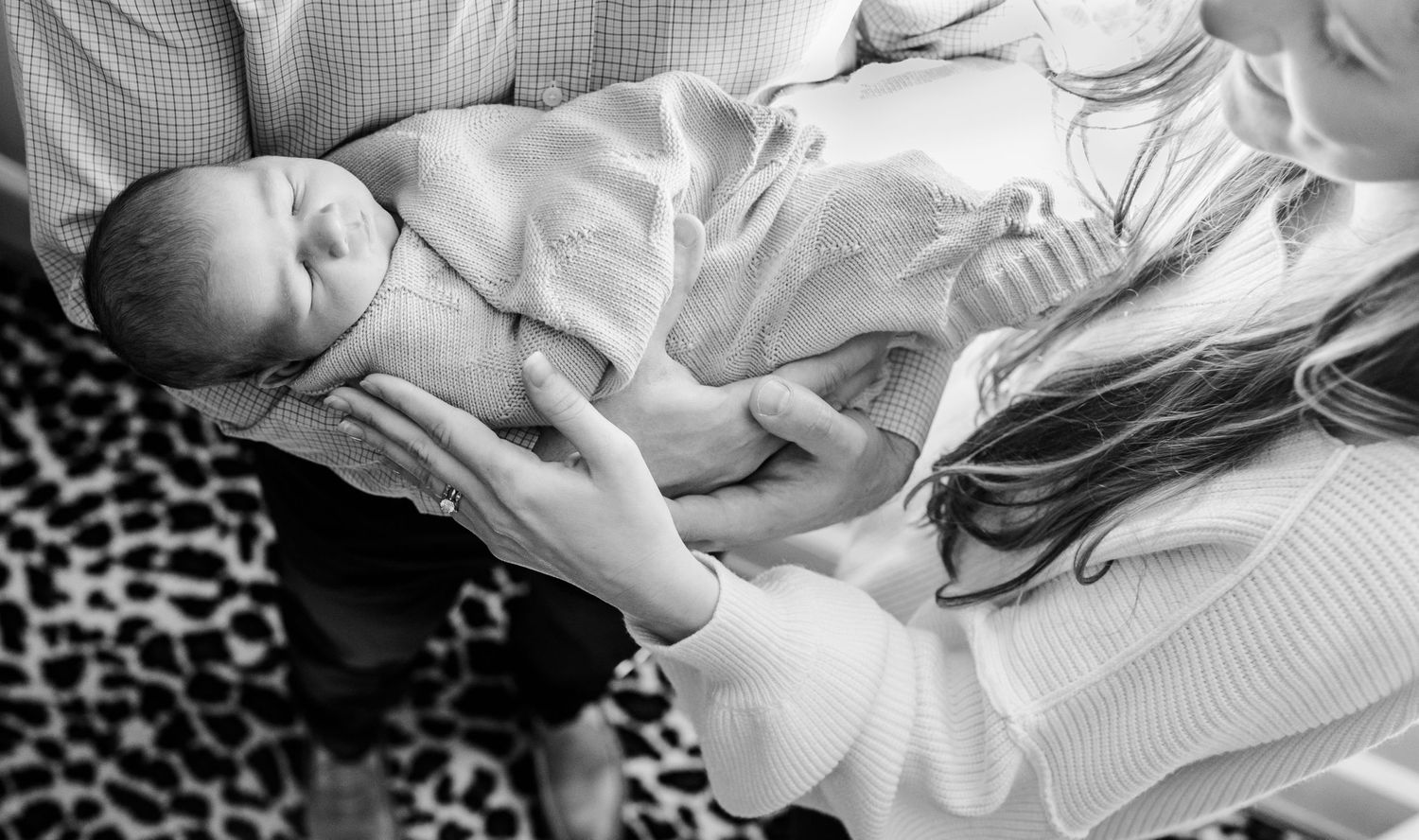 When do you plan to have newborn family photos taken? Brooke Grogan Photography offers her insight.