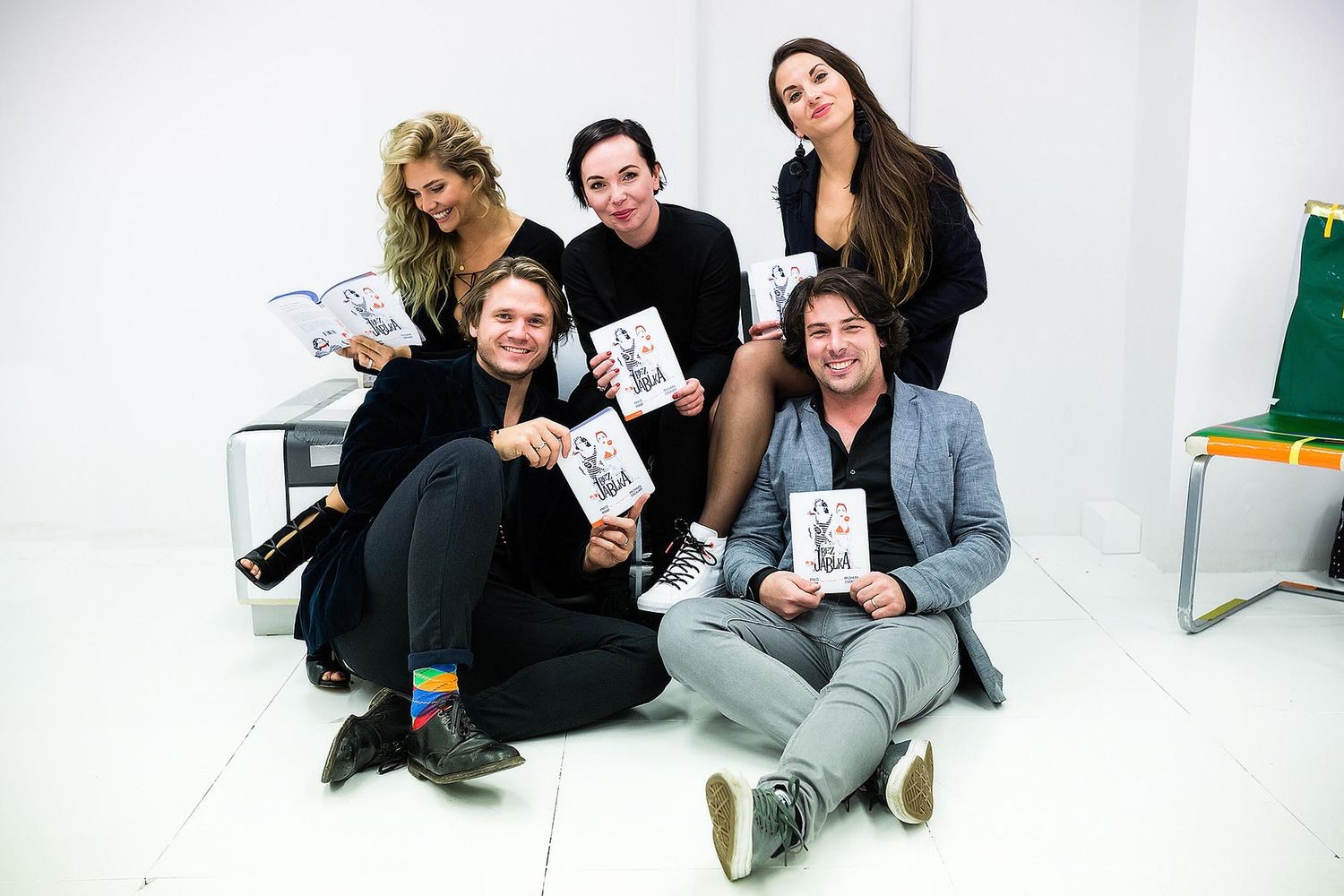fotografie krest knihy bez jablka michelle losekoot