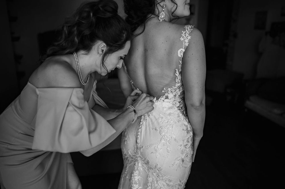 Bride getting ready the Firehouse Chicago wedding venue
