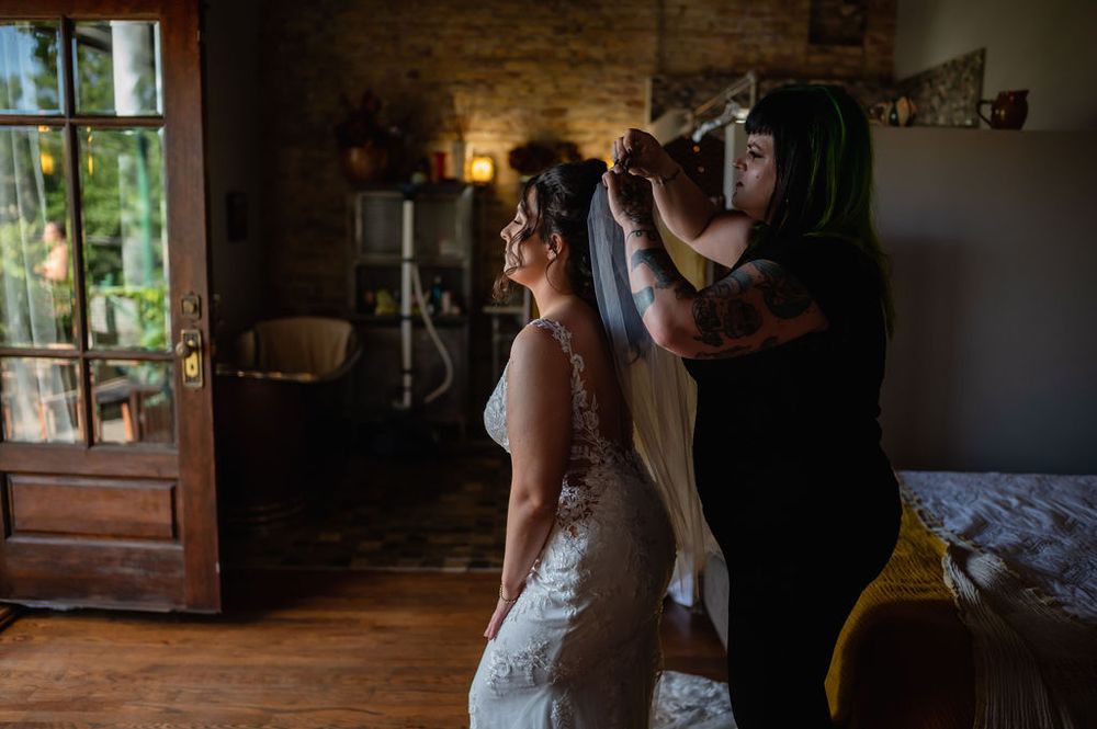 Bride getting ready the Firehouse Chicago wedding venue