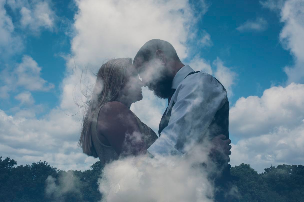 Creative outdoor wedding photography, London
