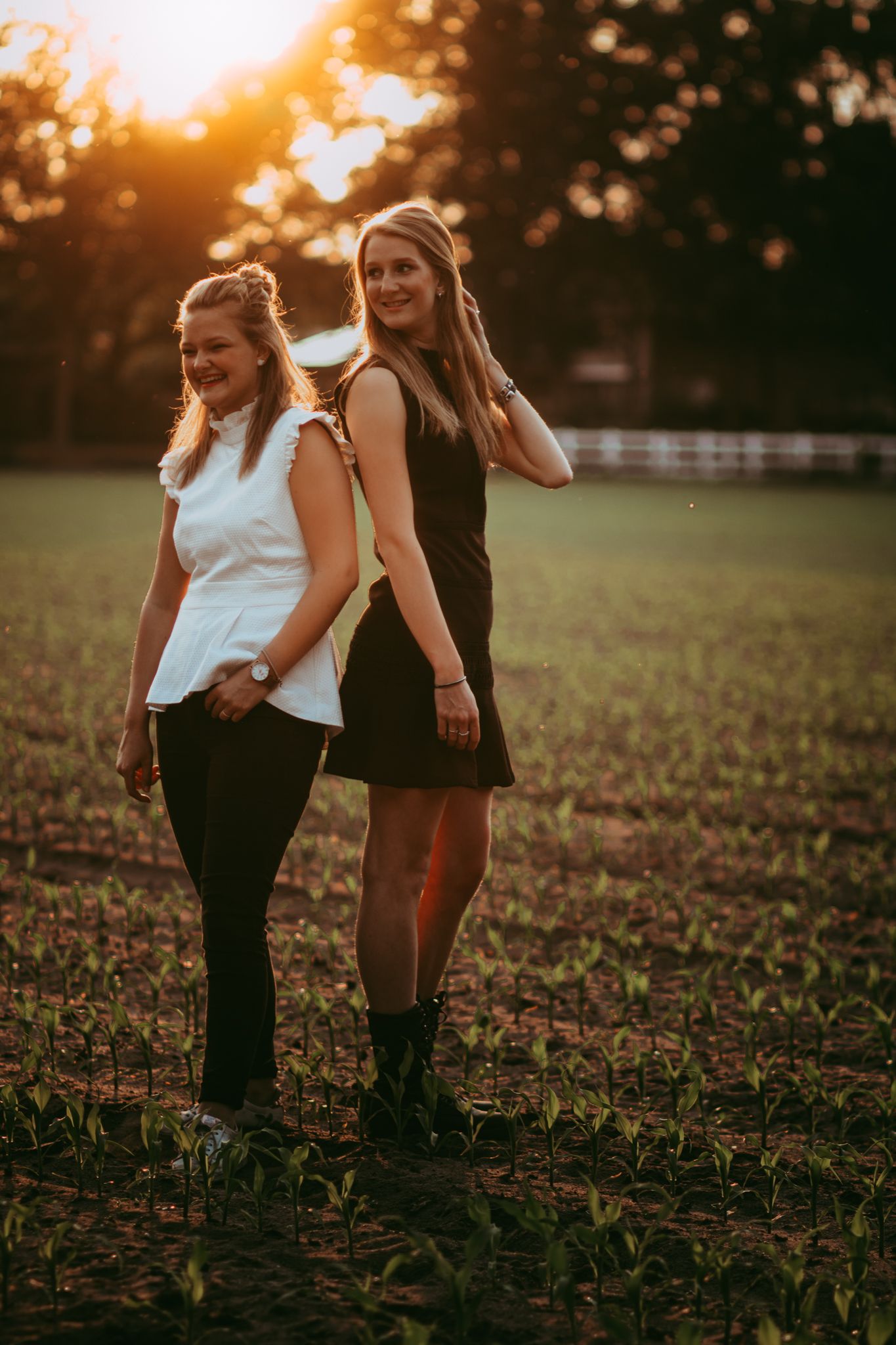 Chloë & Jordan | Portretshoot Helmond NB » Eline Spee Fotografie