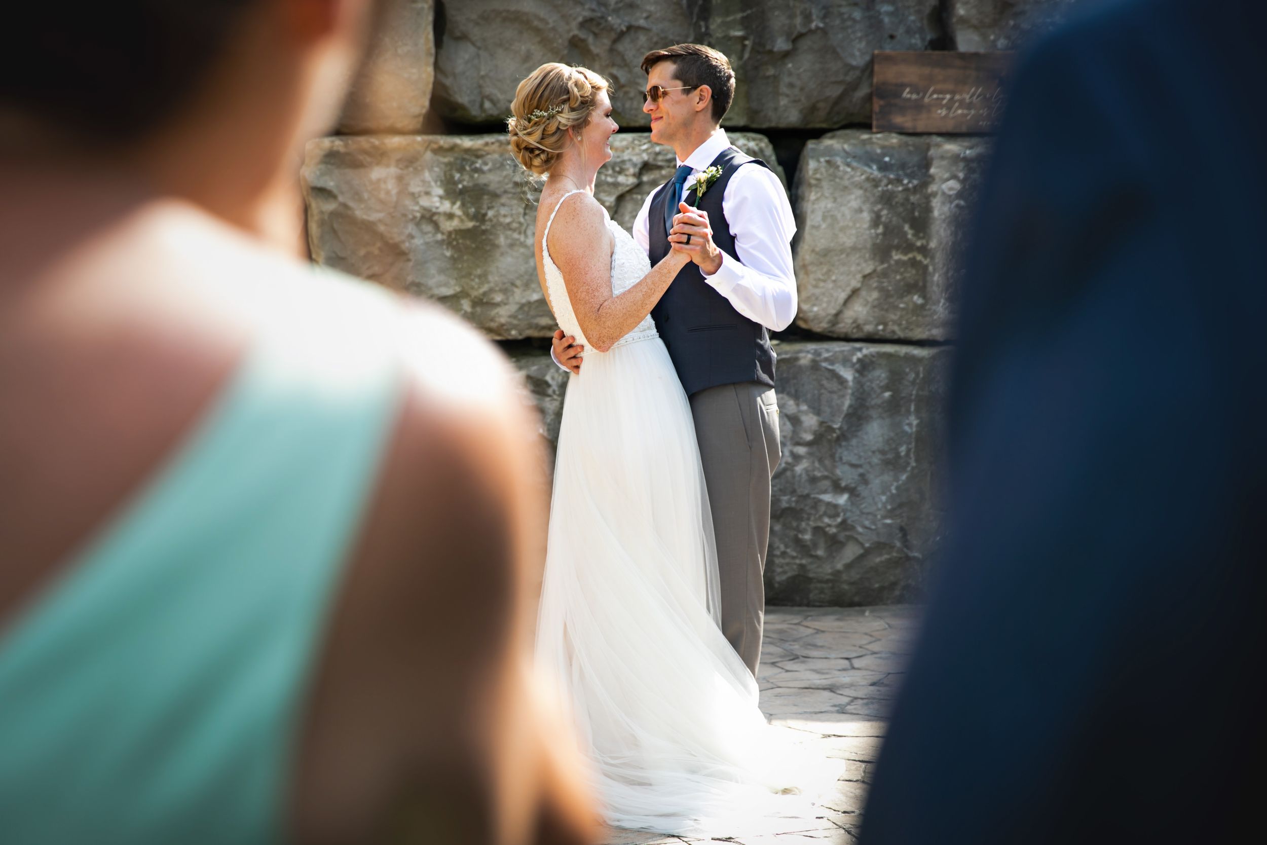 Charming rustic backyard wedding in Mount Brydges Ontario by London photographer Shawn Van Daele
