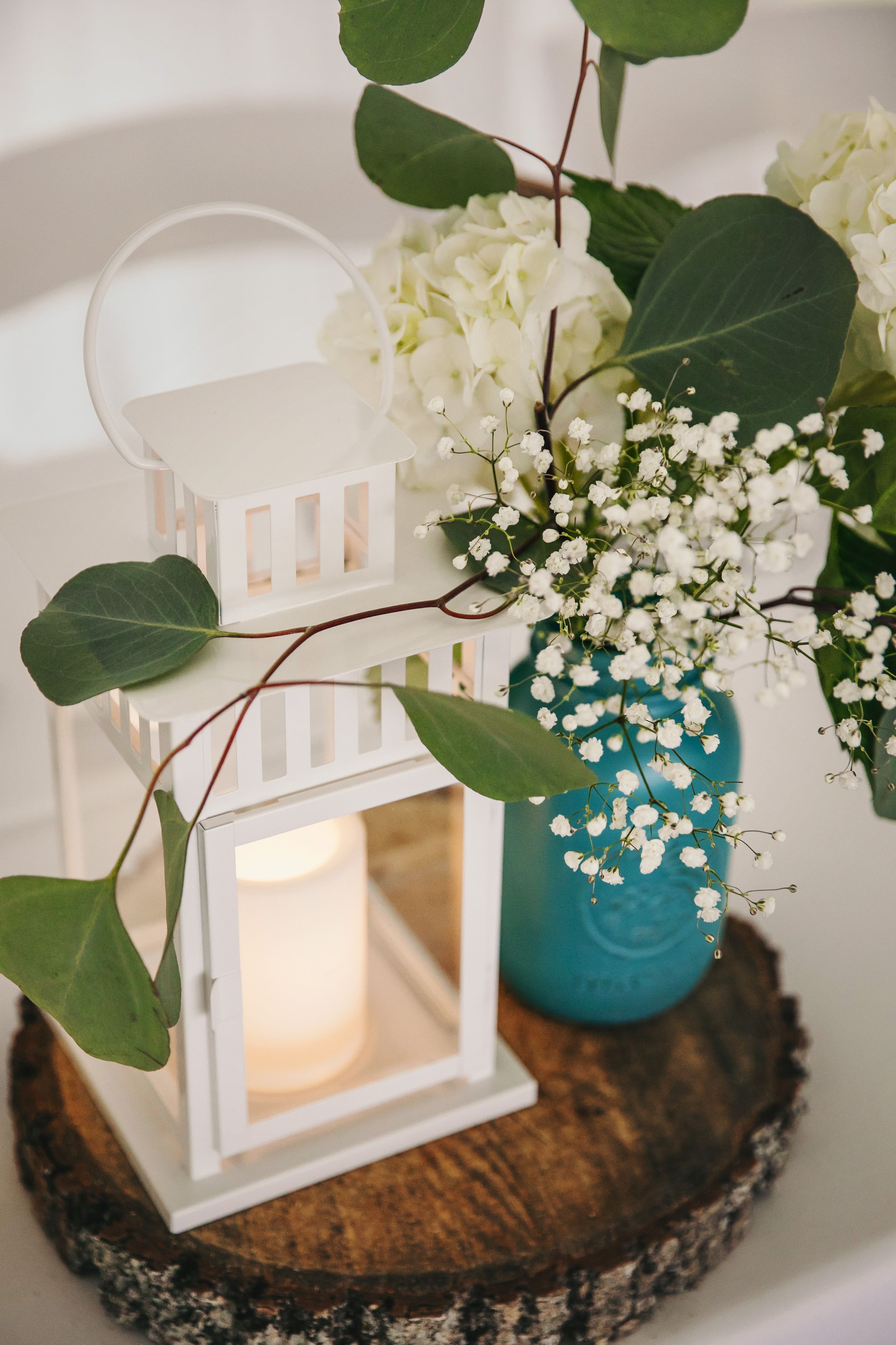 Rustic Farmhouse Backyard Wedding Photos by London Ontario Photographer Shawn Van Daele